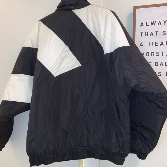 Vintage Adidas 3 Stripe Puffer Jacket Size L - Picture 3 of 8